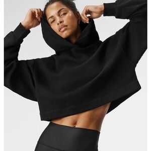 ALO YOGA Bae Hoodie